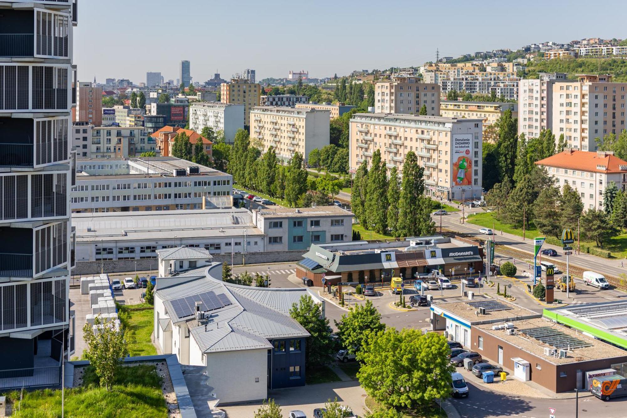 Bnb Slovakia Guthaus 64D Bratislava Eksteriør bilde