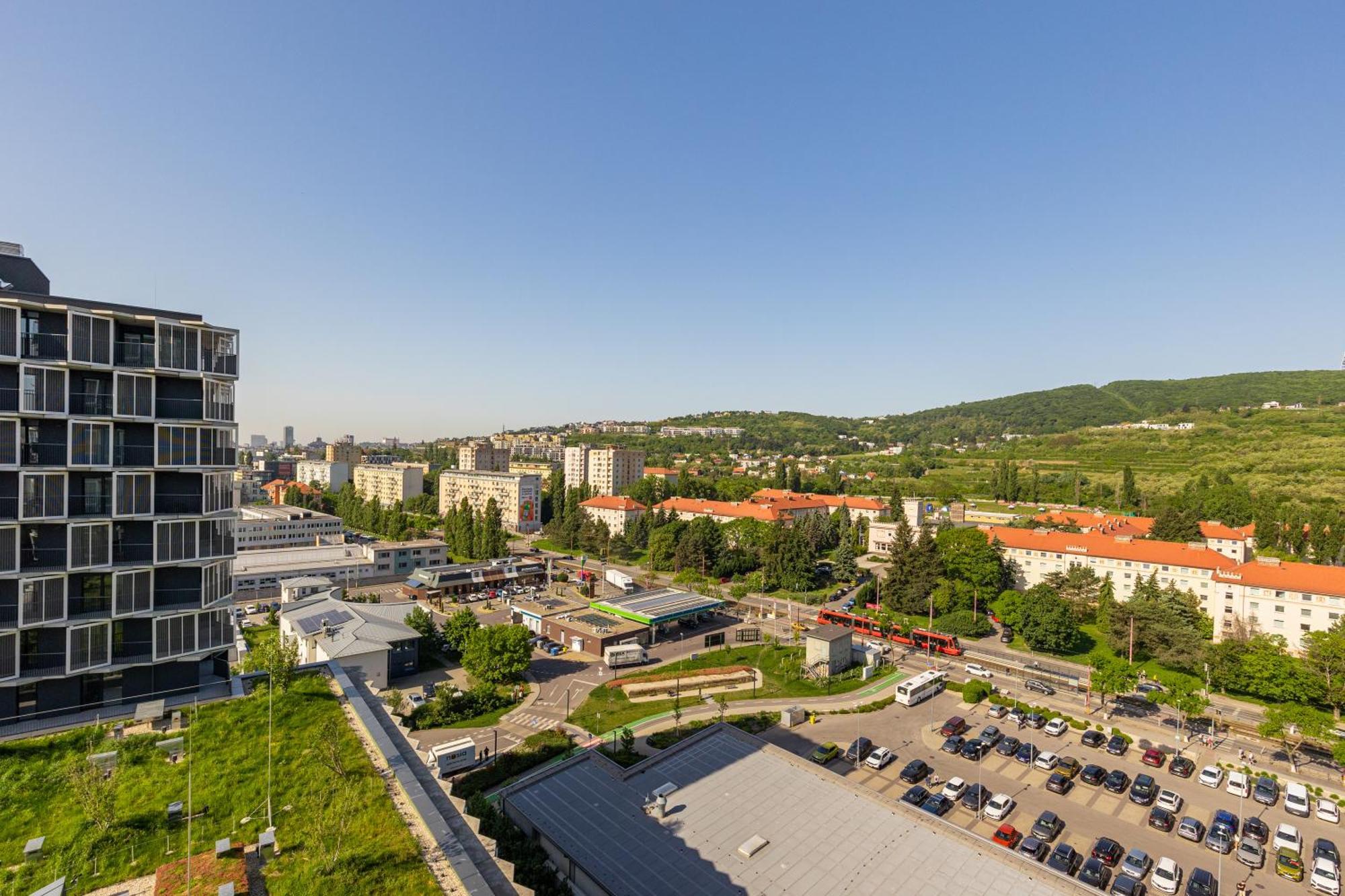 Bnb Slovakia Guthaus 64D Bratislava Eksteriør bilde