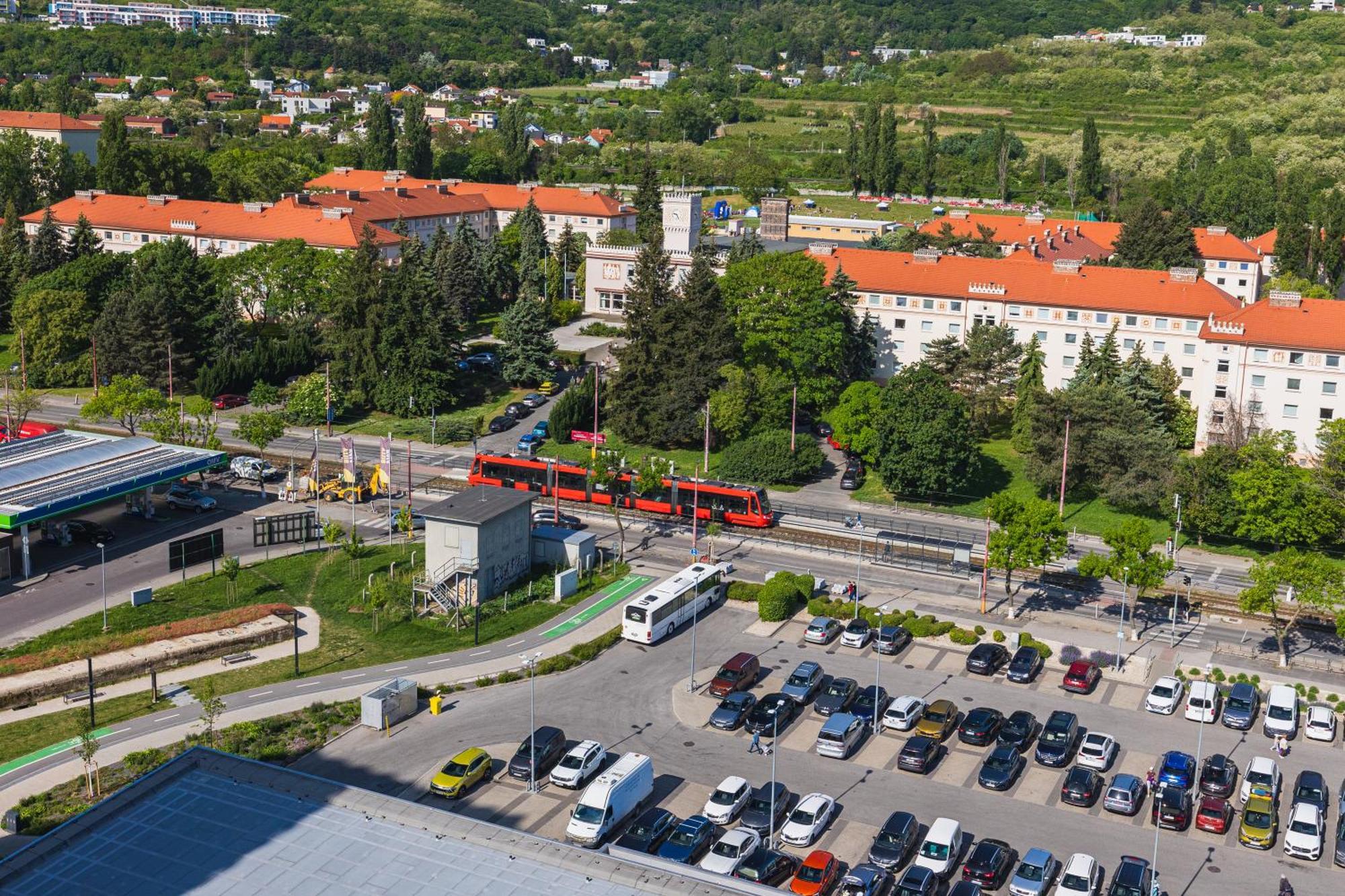 Bnb Slovakia Guthaus 64D Bratislava Eksteriør bilde